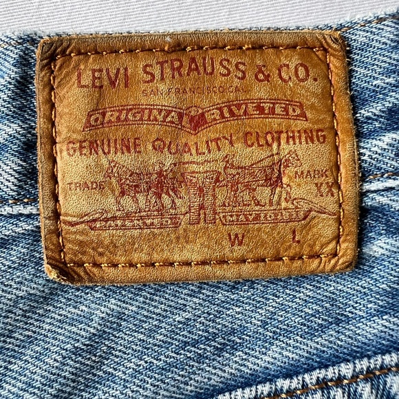 Levi’s 501 Button Cotton Cut-Off Denim Shorts Sz 26 - Picture 10 of 12